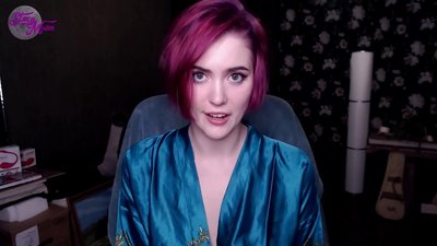 Malangizo pa kugwedezeka kuchokera kwa mtsikana waku Russia mu Chingerezi
