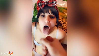 Mtsikana wa kusekondale amapeza mpumulo wake woyamba kuchokera kwa mnzake wa m'kalasi